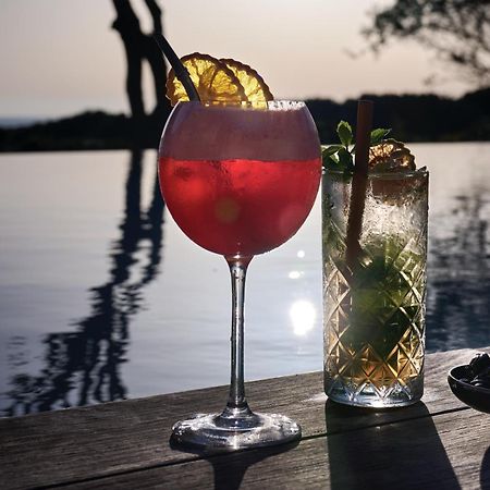 Hotel Cala Di Greco Бонифачо Экстерьер фото