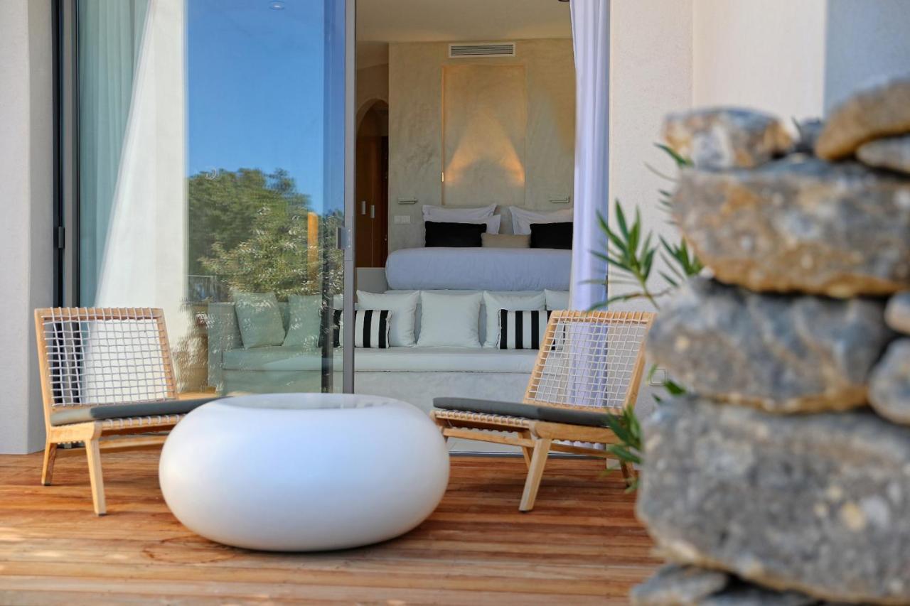 Hotel Cala Di Greco Бонифачо Экстерьер фото