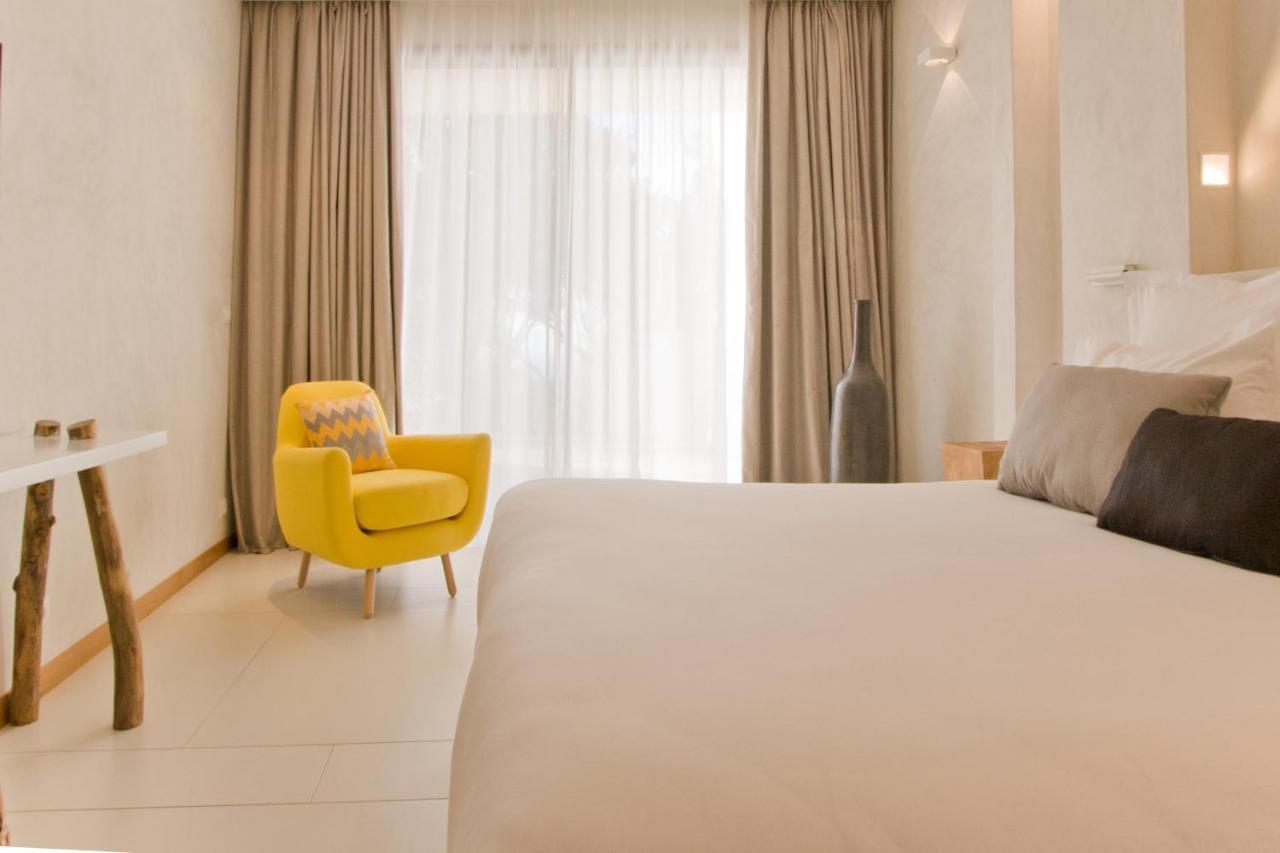 Hotel Cala Di Greco Бонифачо Экстерьер фото
