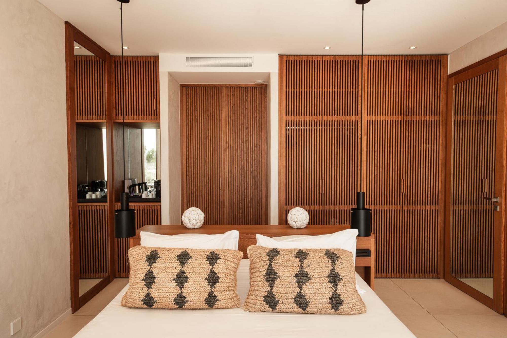 Hotel Cala Di Greco Бонифачо Экстерьер фото