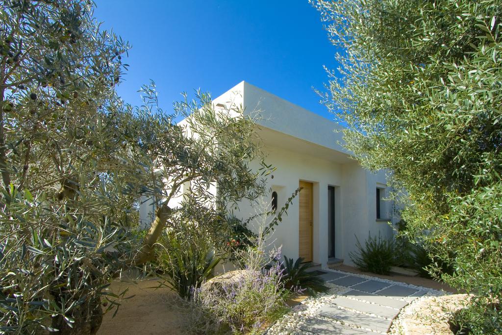 Hotel Cala Di Greco Бонифачо Экстерьер фото